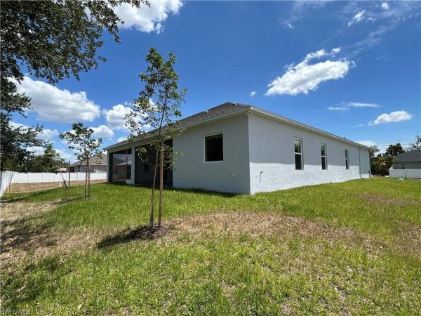 Cape Coral Residential, 1008 19th Ave, Cape Coral, Florida 33993, image 3