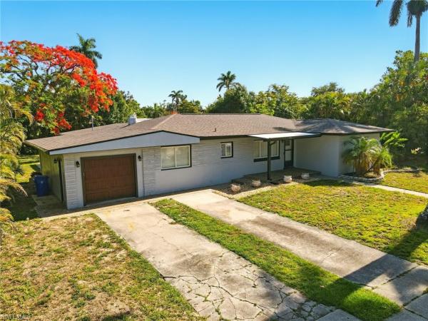 Rio Vista Avenue, 1331 Rio Vista Ave, Fort Myers, Florida 33901, image 1