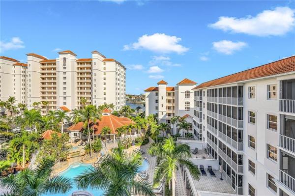 470 Launch Cir #V301, Naples, Florida 34108, image 1