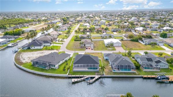 Cape Coral Residential, 3113 22nd Pl, Cape Coral, Florida 33914, image 2