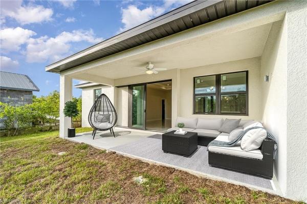 Kreamers Avocado, 5731 Royal Okley Ln, Bokeelia, Florida 33922, image 1