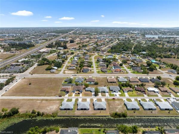 Cape Coral, 511 8th Pl, Cape Coral, Florida 33991, image 3