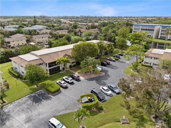 8121 Woods Cir #13, Fort Myers, Florida 33919, image 1