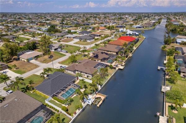 Cape Coral Residential, 1210 36th Ter, Cape Coral, Florida 33914, image 2