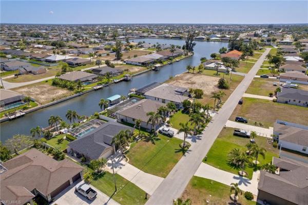 Cape Coral Residential, 1210 36th Ter, Cape Coral, Florida 33914, image 1