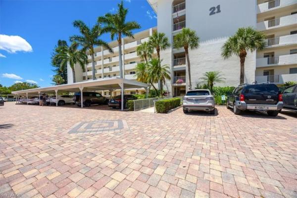 21 W High Point Cir #502, Naples, Florida 34103, image 1