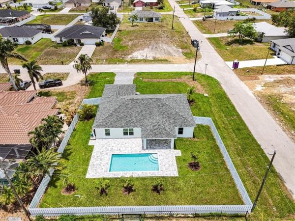 Cape Coral Residential, 1016 14th Ter, Cape Coral, Florida 33993, image 2