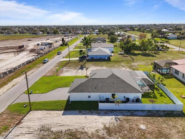 Cape Coral Residential, 2025 3rd St, Cape Coral, Florida 33993, image 3