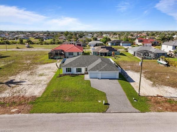Cape Coral Residential, 2025 3rd St, Cape Coral, Florida 33993, image 1