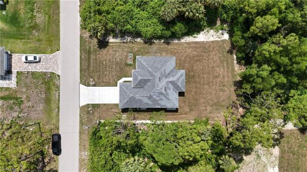 2812 W 10th St, Lehigh Acres, Florida 33971, image 1