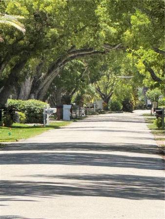 1523 Chesapeake Ave #B4, Naples, Florida 34102, image 1