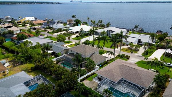 Cape Coral Residential, 3422 22nd Pl, Cape Coral, Florida 33904, image 2