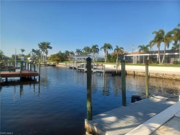 Cape Coral, 2227 26th St, Cape Coral, Florida 33904, image 1