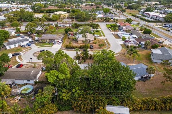 Waterway Estates, 5863 Millay Ct, North Fort Myers, Florida 33903, image 2