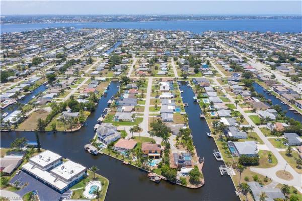 Yacht Club, 5105 Rutland Ct, Cape Coral, Florida 33904, image 1