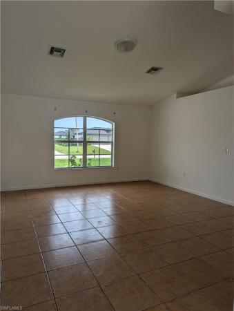 Cape Coral, 1627 36th St, Cape Coral, Florida 33909, image 2