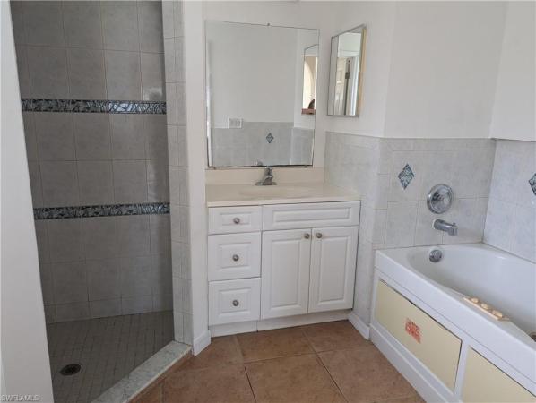 1627 36th St, Cape Coral, Florida 33909, image 1
