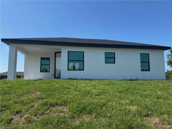 Lehigh Acres, 4206 SW 15th St, Lehigh Acres, Florida 33976, image 1