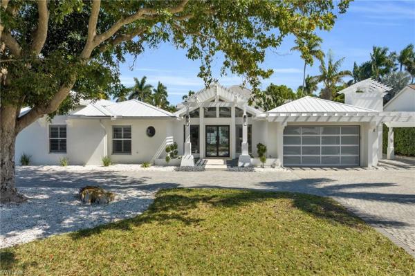 Park Shore, 645 Park Shore Dr, Naples, Florida 34103, image 1