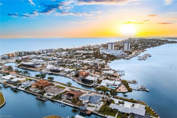 Yachtsmans Cove, 21531 Madera Rd, Fort Myers Beach, Florida 33931, image 1