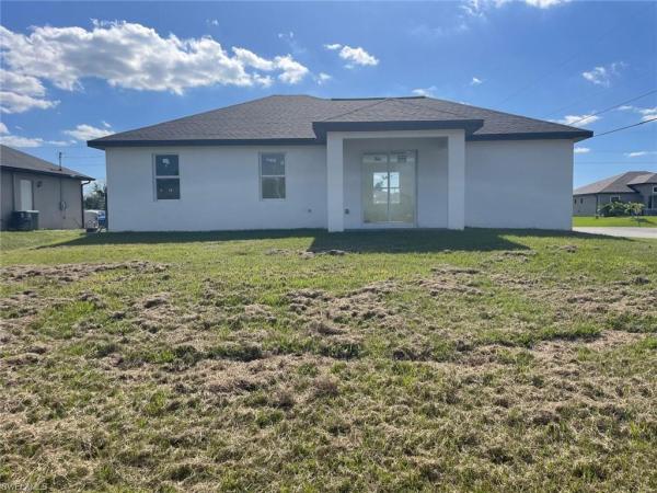 Lehigh Acres Residential, 4118 SW 4th St, Lehigh Acres, Florida 33976, image 1