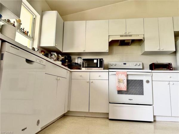 Cape Coral Residential, 323 16th St, Cape Coral, Florida 33990, image 1