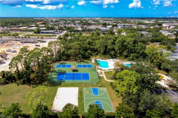 Briarwood, 816 Mount Hood Ct, Naples, Florida 34104, image 2