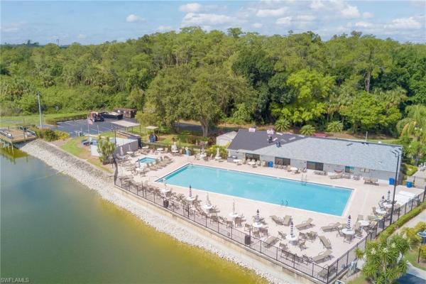Pine Ridge Of Fort Myers Village, 9950 Sailview Ct #14, Fort Myers, Florida 33905, image 3