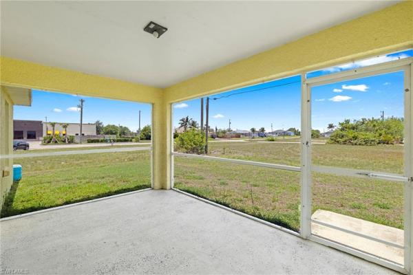 Cape Coral, 706 E Kismet Pkwy, Cape Coral, Florida 33909, image 1