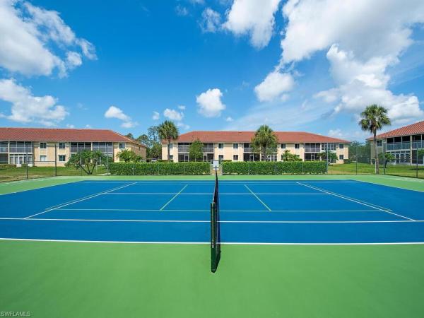 208 Furse Lakes Cir #D6, Naples, Florida 34104, image 1