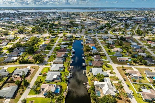 Cape Coral Residential, 4407 11th Pl, Cape Coral, Florida 33904, image 3