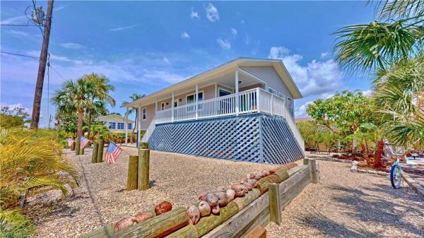 Kreamers, 8161 Moyer Ln, Bokeelia, Florida 33922, image 3