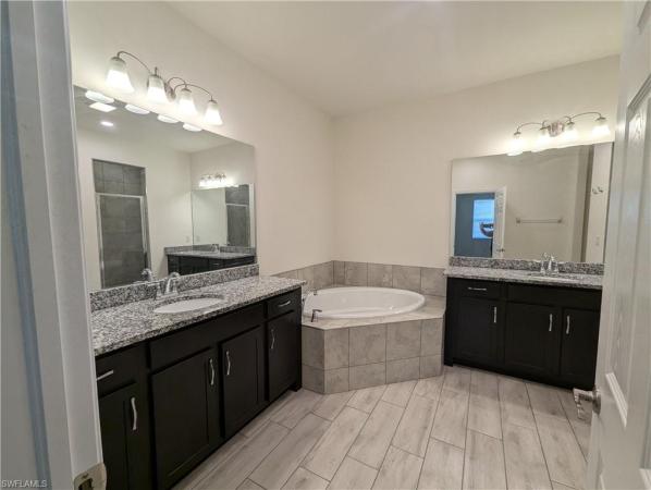 Cape Coral Residential, 922 19th St, Cape Coral, Florida 33909, image 1