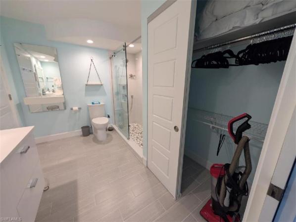 2111 Barkeley Ln #13, Fort Myers, Florida 33907, image 1