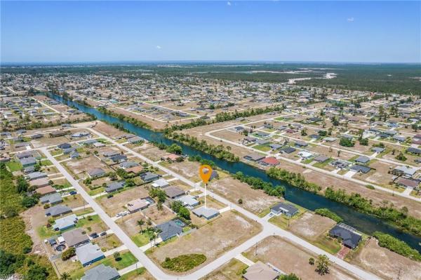 Cape Coral Residential, 1622 26th St, Cape Coral, Florida 33993, image 1