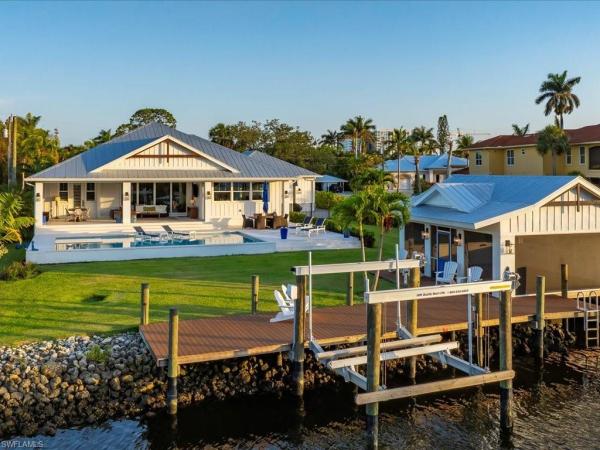 Rock Harbor, 2195 Harbor Rd, Naples, Florida 34104, image 1