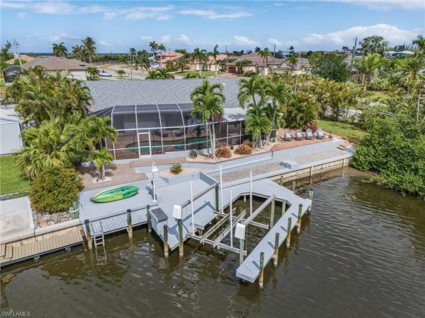401 38th Pl, Cape Coral, Florida 33991, image 1