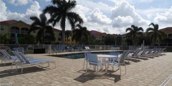 The Residence, 4109 Residence Dr #514, Fort Myers, Florida 33901, image 3