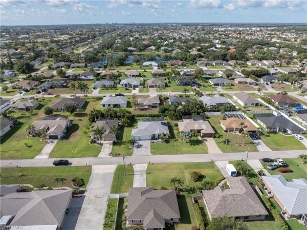Cape Coral Residential, 1806 17th St, Cape Coral, Florida 33991, image 2