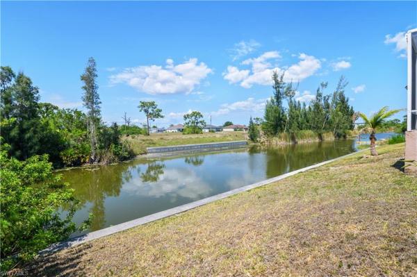 Cape Coral Residential, 1811 13th Ter, Cape Coral, Florida 33993, image 2