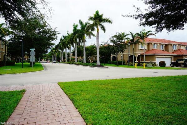 9774 Roundstone Cir, Fort Myers, Florida 33967, image 1