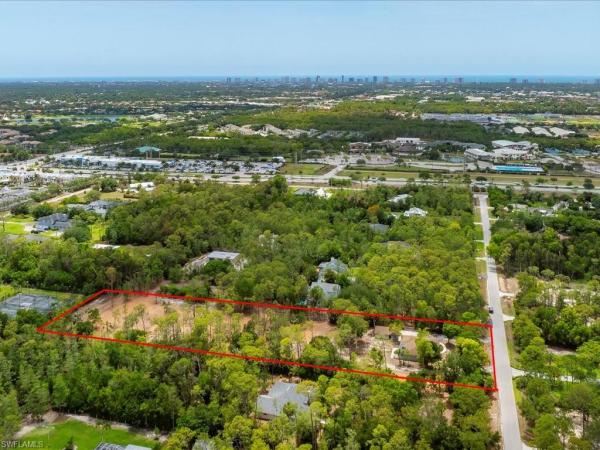 Livingston Woods, 6940 Bottlebrush Ln, Naples, Florida 34109, image 1