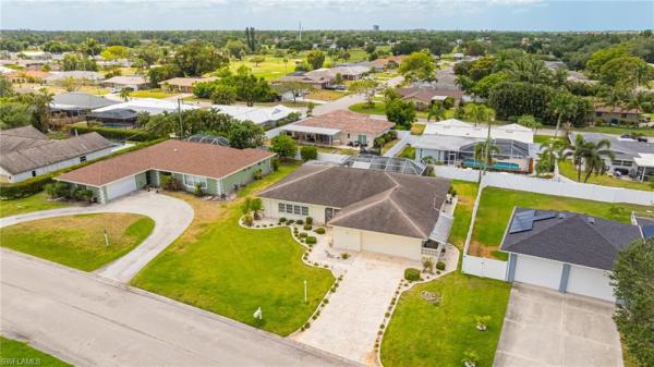 Tanglewood, 1466 Cumberland Ct, Fort Myers, Florida 33919, image 3