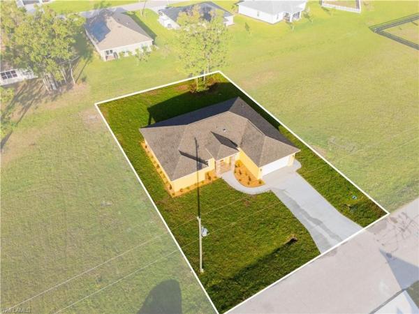 16077 Coruna Ct, Punta Gorda, Florida 33955, image 2
