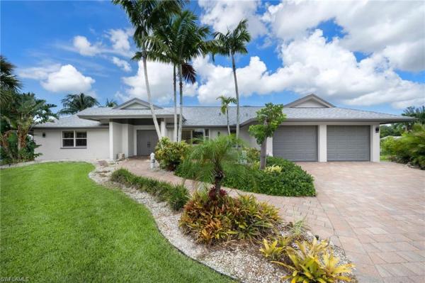 Pine Woods, 2341 Mayfield Ct #8, Naples, Florida 34105, image 1