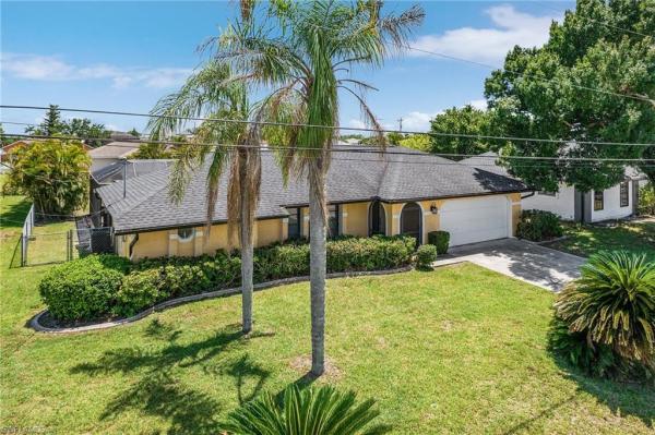 Cape Coral Residential, 310 3rd St, Cape Coral, Florida 33990, image 2