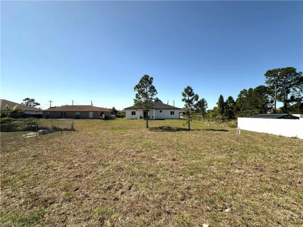 Lehigh Acres Residential, 2605 SW 10th St, Lehigh Acres, Florida 33976, image 1