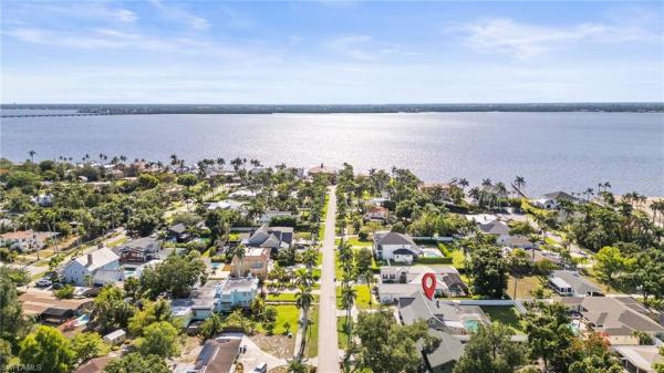 Riverside, 1263 Caloosa Dr, Fort Myers, Florida 33901, image 2