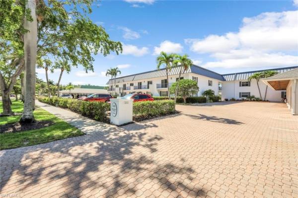 333 Harbour Dr #201, Naples, Florida 34103, image 1