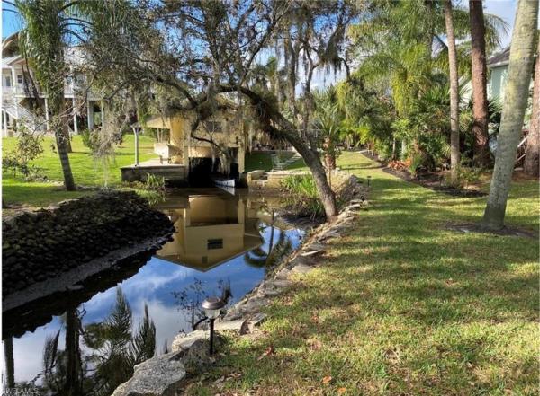 Heitmans, 27370 Tennessee St, Bonita Springs, Florida 34135, image 1